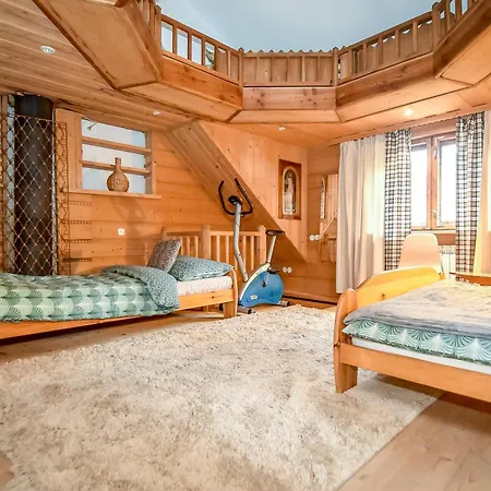 Asta & Pod Tatrami Homestay *